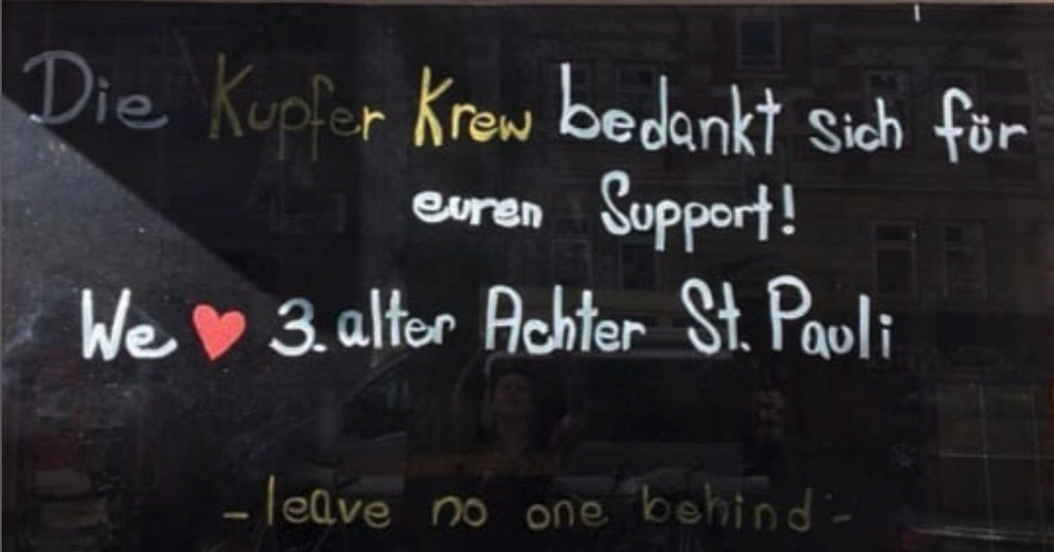 We love 3. alter Achter St. Pauli Fensterbeschriftung: Die Kupfer Krew bedankt sich für euren Support! We love 3. alter Achter St. Pauli, leave no one behind